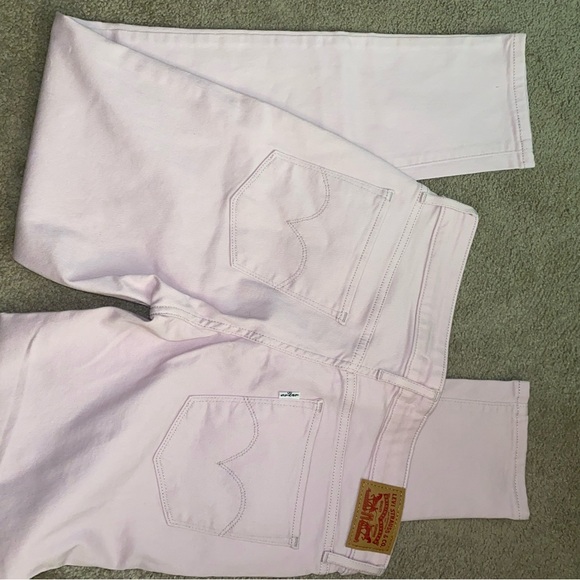 Levi's Women's High Rise Light Pink Jeans - Picture 2 of 4